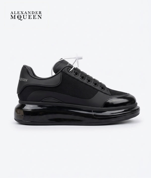 Alexander McQueen Oversized sneakers - black2