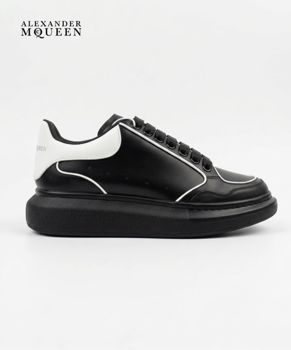 Alexander Mcqueen Oversized leather snerakers - Black